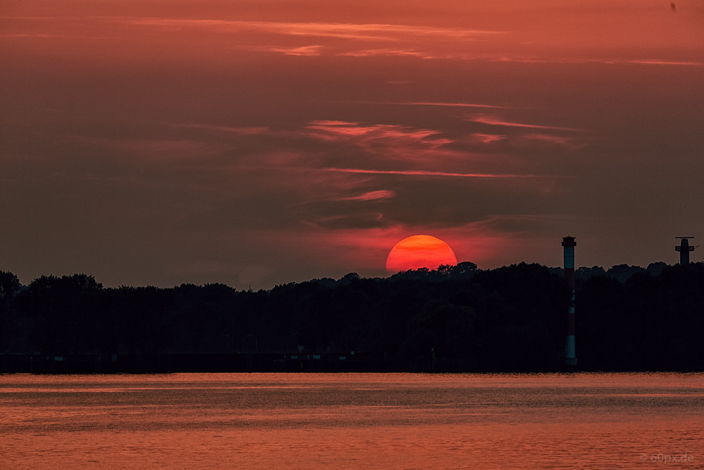 Sonnenuntergang am Bubendey-Ufer