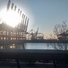 Sonnenuntergang am Containerhafen