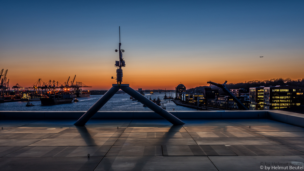 Sonnenuntergang am Dockland 2