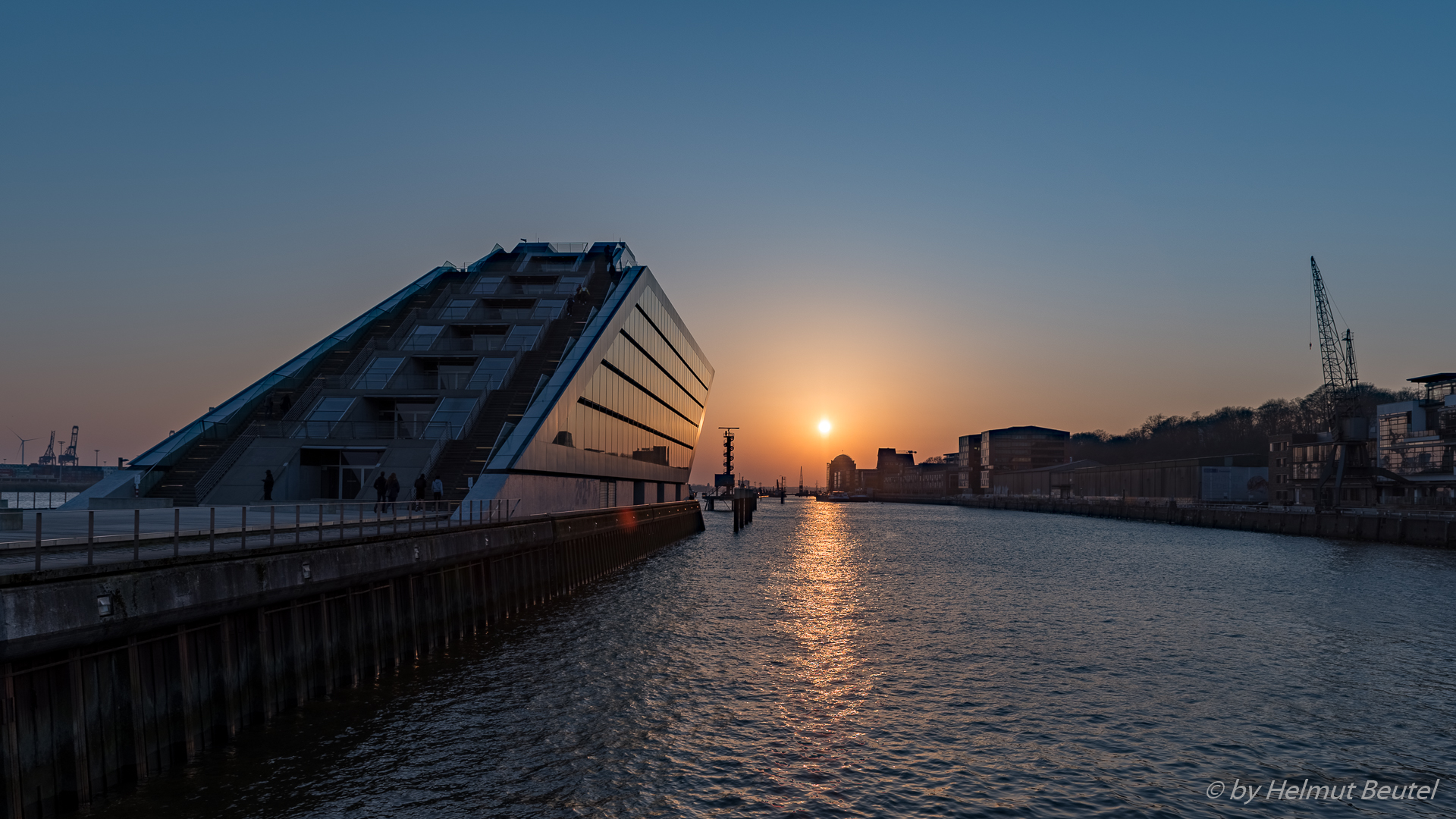 Sonnenuntergang am Dockland