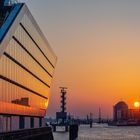 Sonnenuntergang am Dockland Hamburg