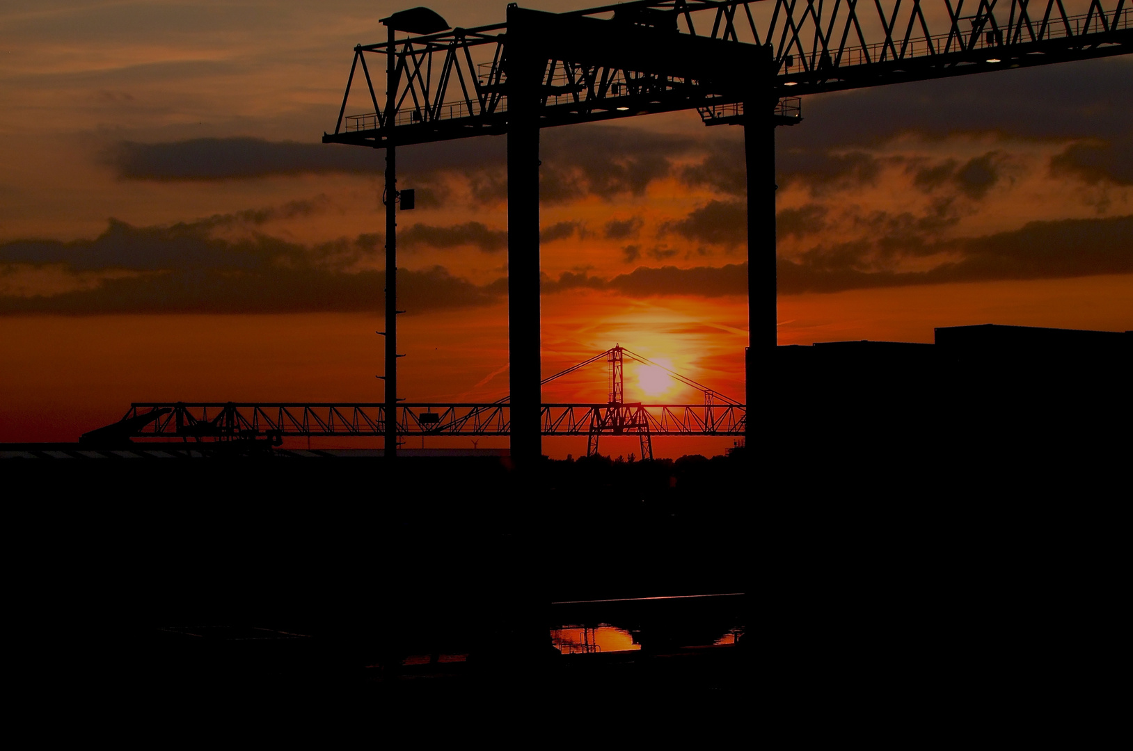 Sonnenuntergang am Dortmunder Hafen