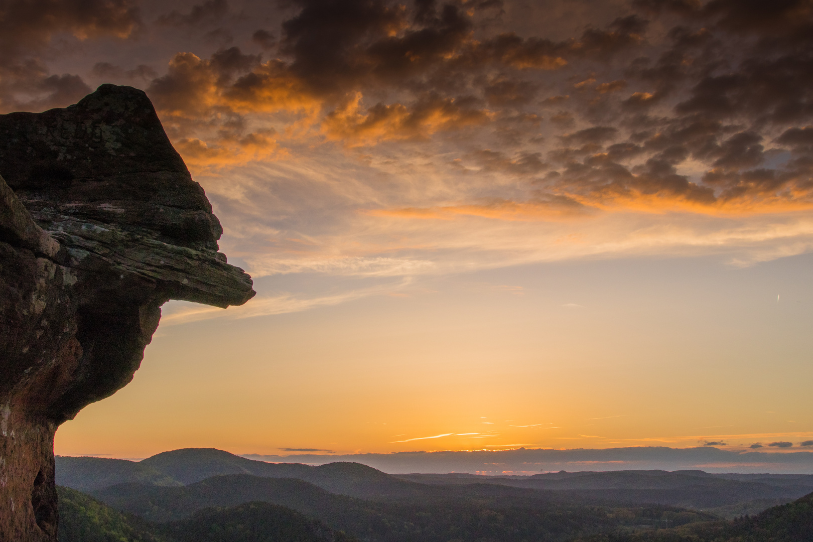 Sonnenuntergang am Drachenfels