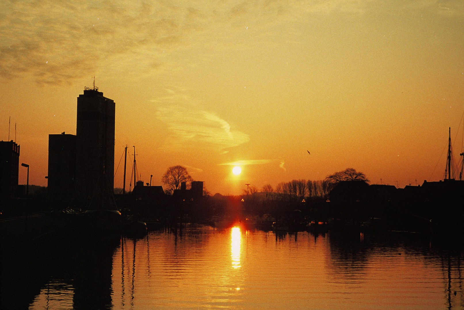 ---------- Sonnenuntergang am Eckernförder Innenhafen ---------