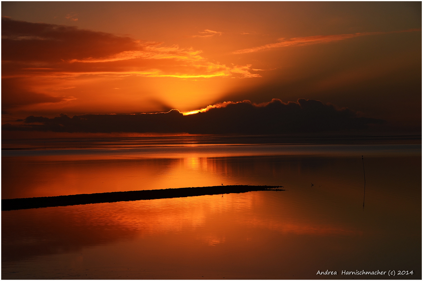 Sonnenuntergang am Eidersperrwerk