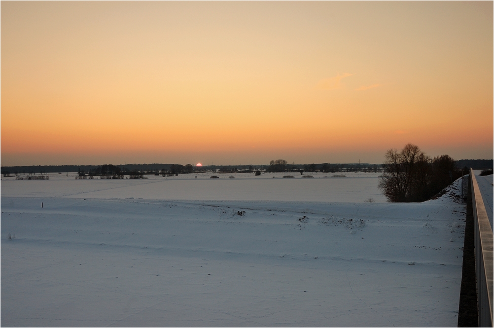 Sonnenuntergang am Elbe-Seitenkanal