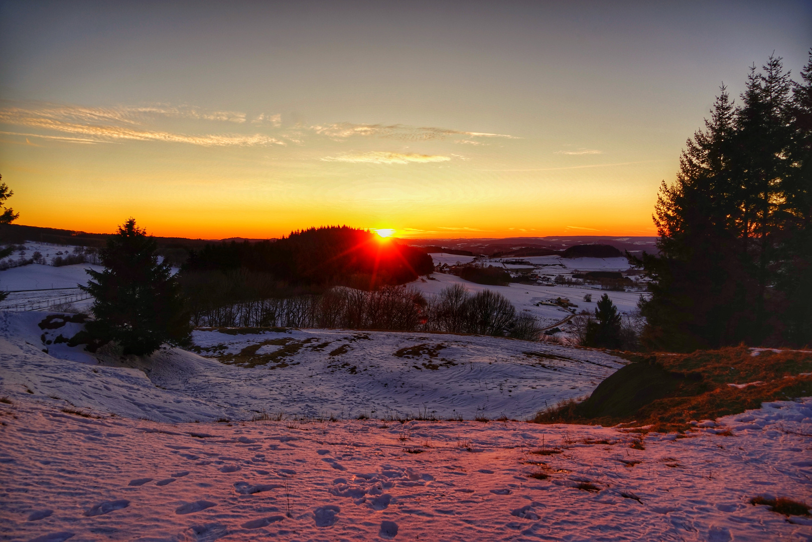 Sonnenuntergang am Ernstberg