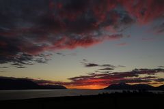 Sonnenuntergang am Fjord