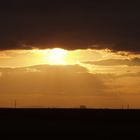 Sonnenuntergang am Flughafen Wien Schwechat