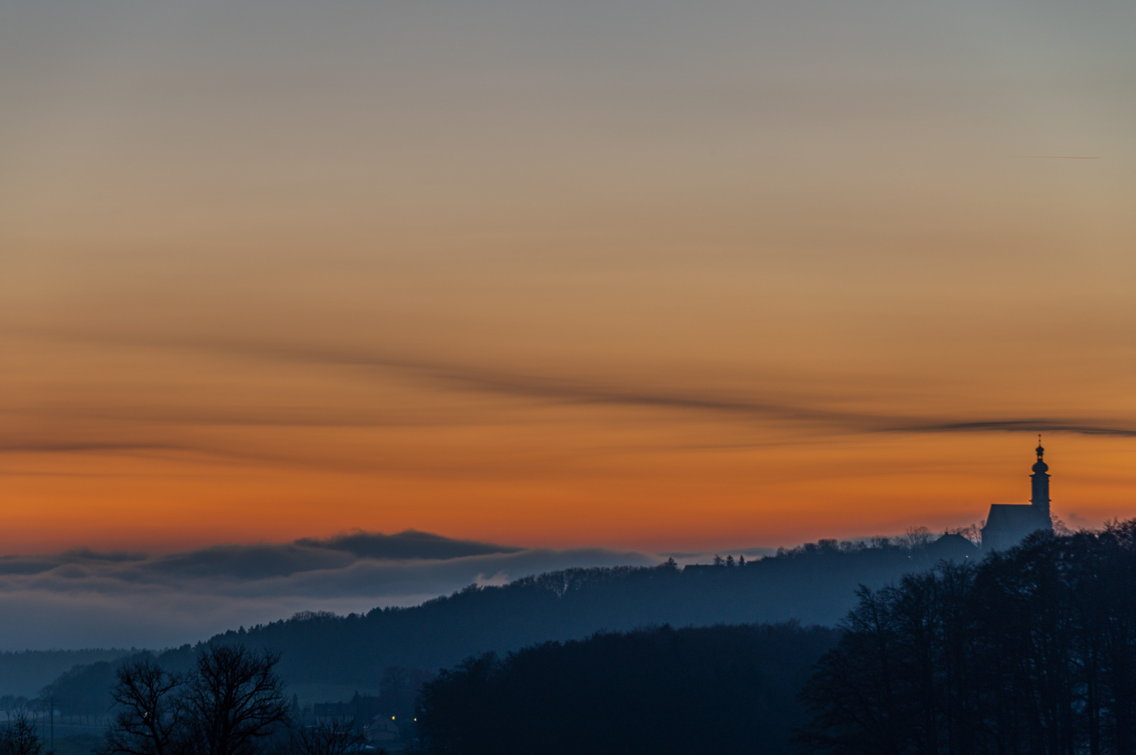 Sonnenuntergang am Fuße des Eichlberg.