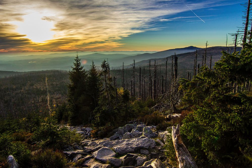 Sonnenuntergang am Gipfel des Lusen