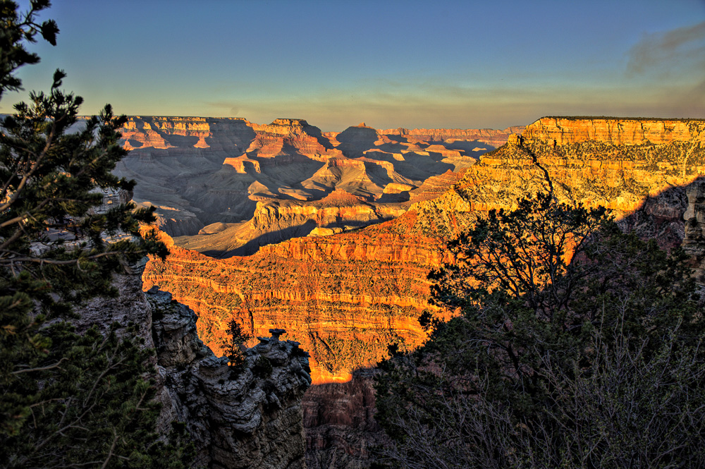 Sonnenuntergang am Grand Canyon in HDR