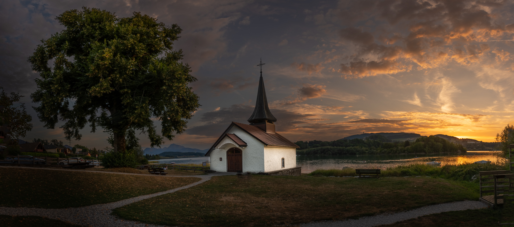 Sonnenuntergang am Greyerzersee