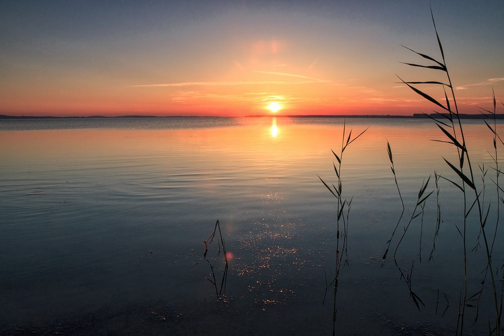 Sonnenuntergang am Großen Jasmunder Bodden...