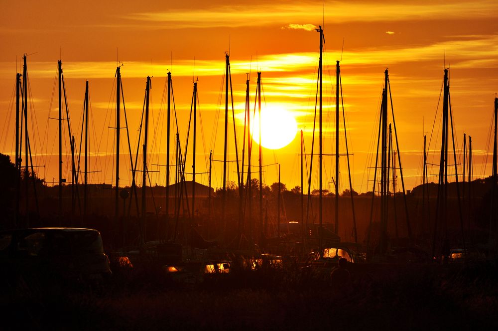 Sonnenuntergang am Hafen