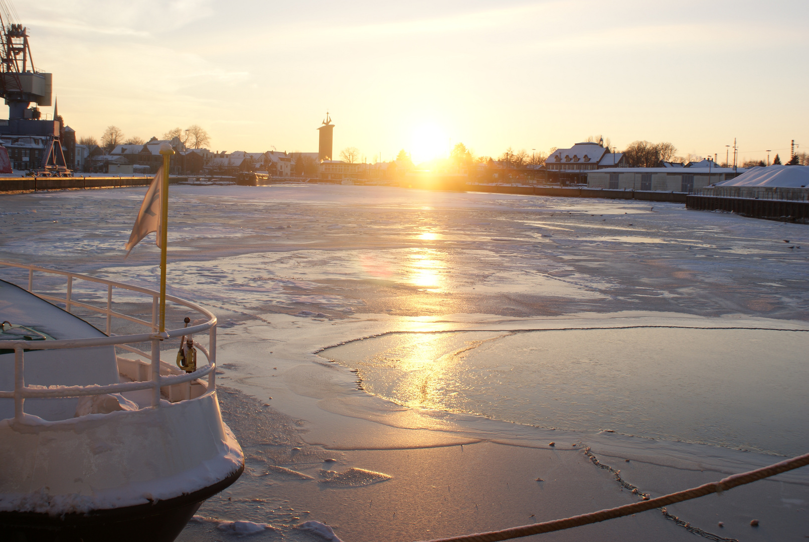 Sonnenuntergang am Hafen