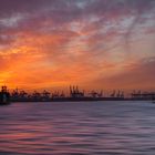 Sonnenuntergang am Hamburger Hafen