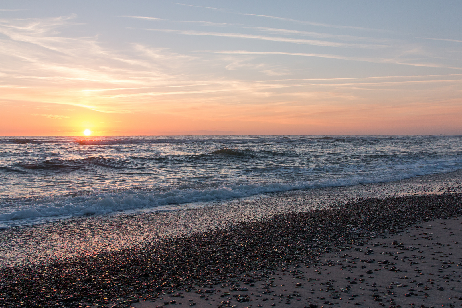 Sonnenuntergang am Henne Strand in Dänemark