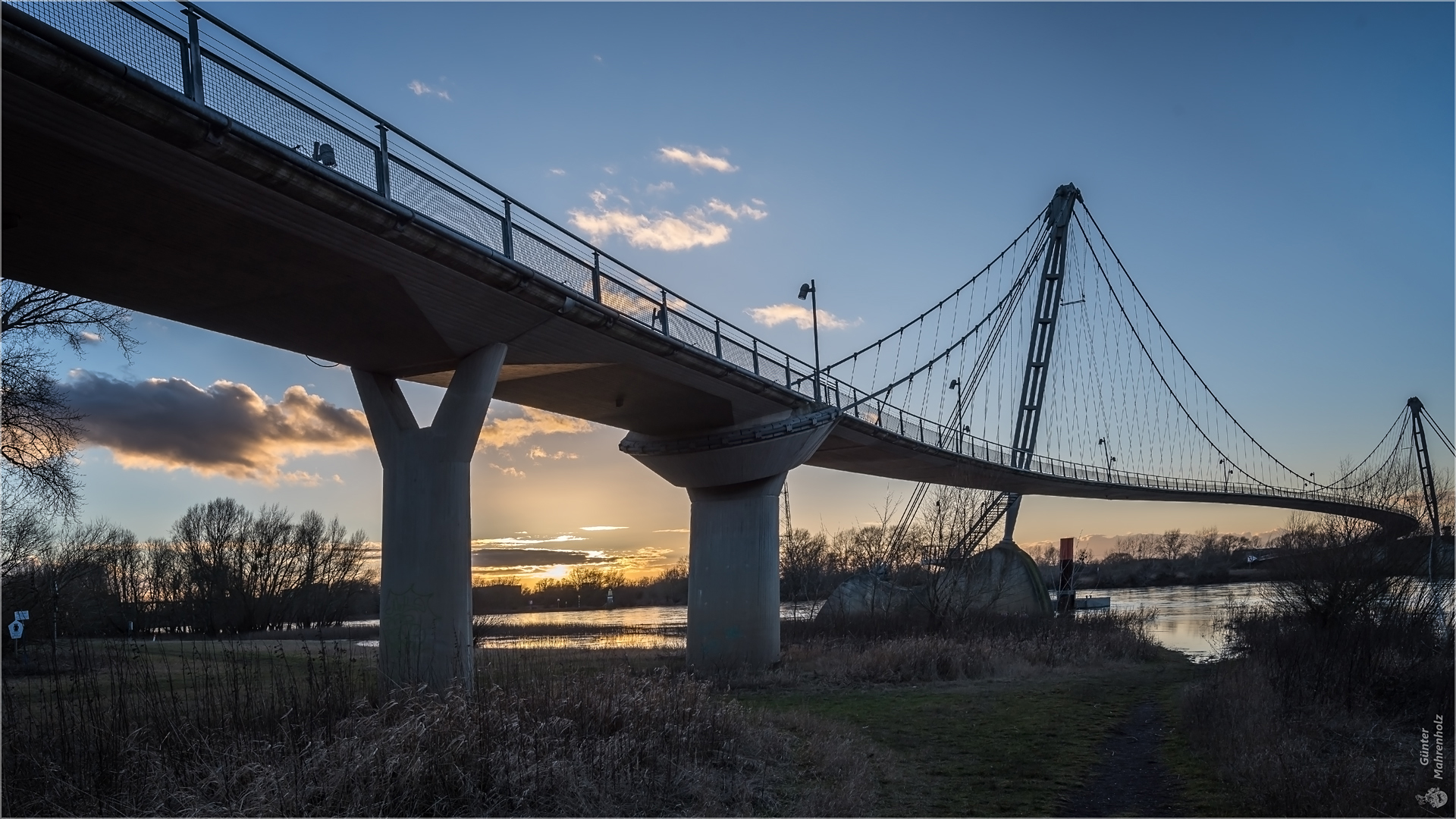 Sonnenuntergang am Herrenkrugsteg