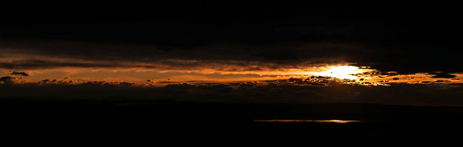 Sonnenuntergang am Höchsten / Deggenhausertal