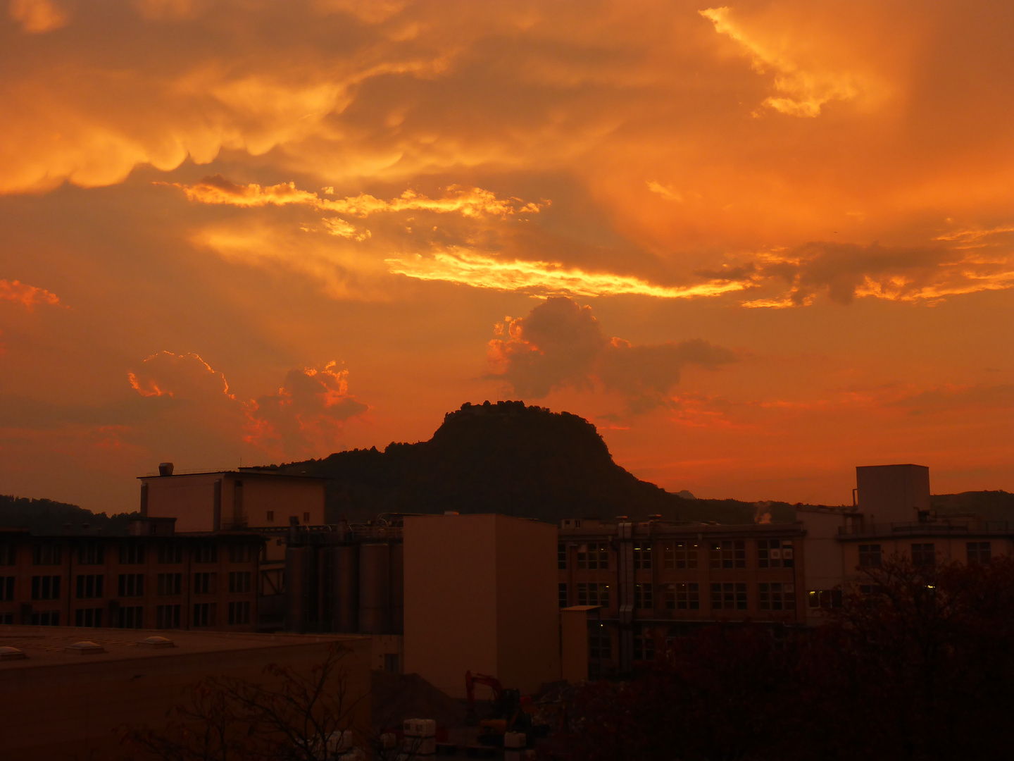 Sonnenuntergang am Hohentwiel