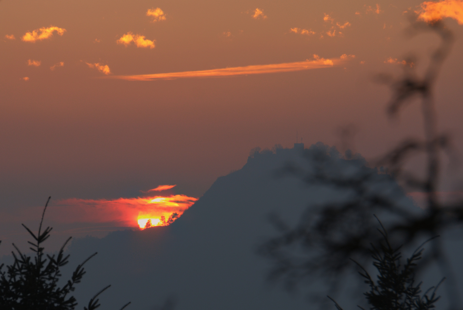 Sonnenuntergang am Hohentwiel