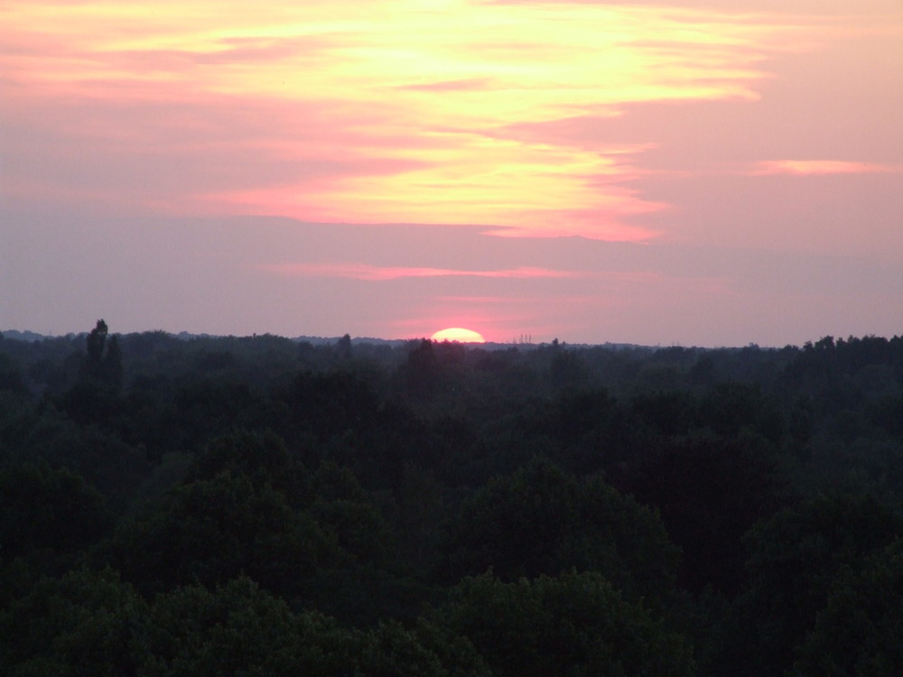 Sonnenuntergang am Horizont