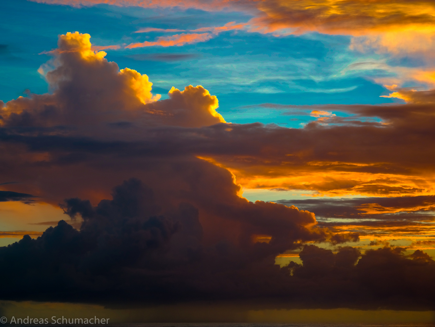 Sonnenuntergang am indischen Ozean auf Mauritius