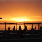 Sonnenuntergang am italienischen Strand