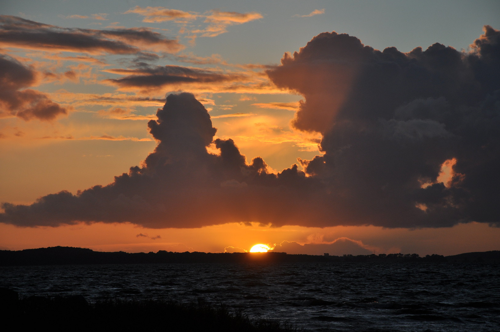 Sonnenuntergang am Jasmunder Bodden/Rügen