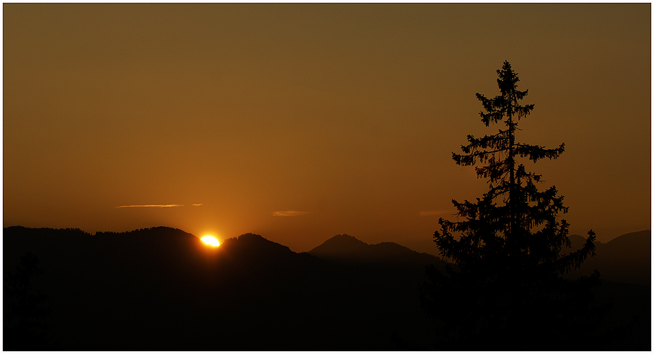 Sonnenuntergang am Jochpass