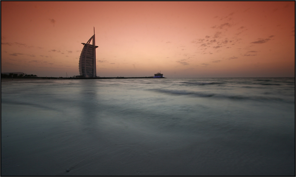 Sonnenuntergang am Jumeirah Beach II