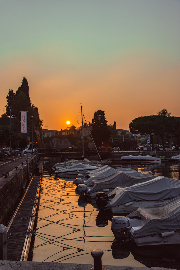 sonnenuntergang am kai 