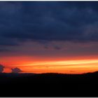 Sonnenuntergang am kalten Winterabend