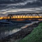 Sonnenuntergang am Kanal