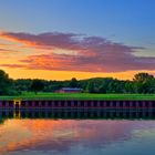 Sonnenuntergang am Kanal