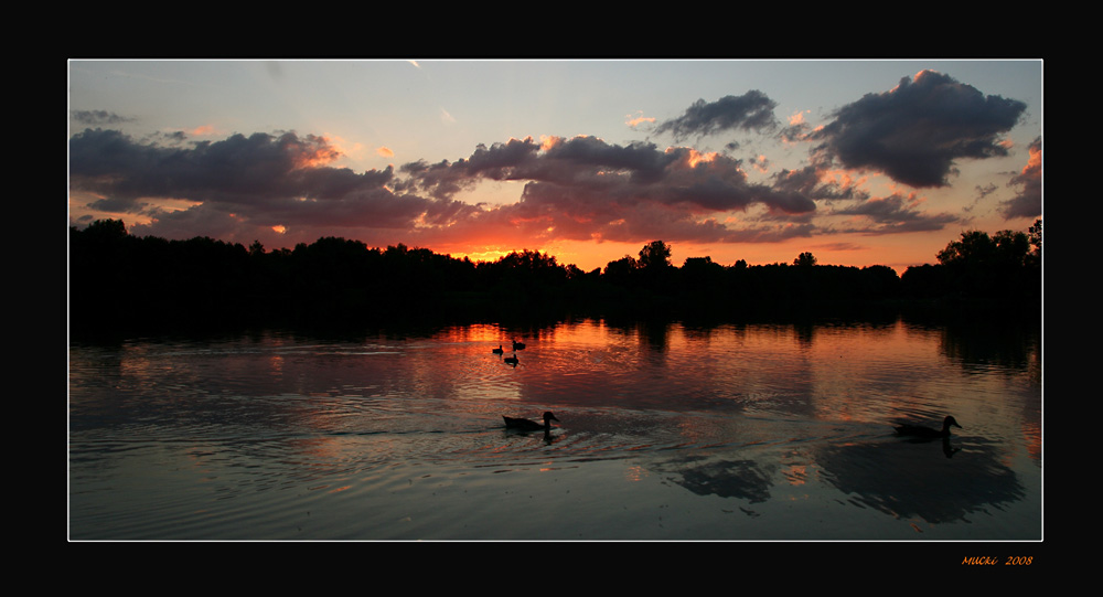 Sonnenuntergang am Karlsfelder See