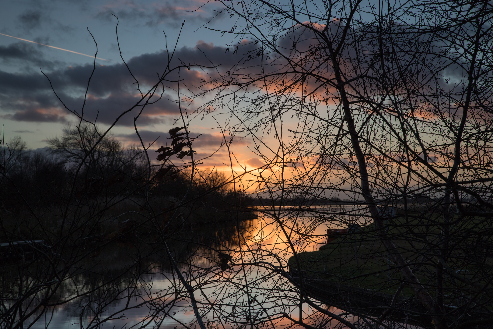 Sonnenuntergang am kleinen Meer (Hieve)