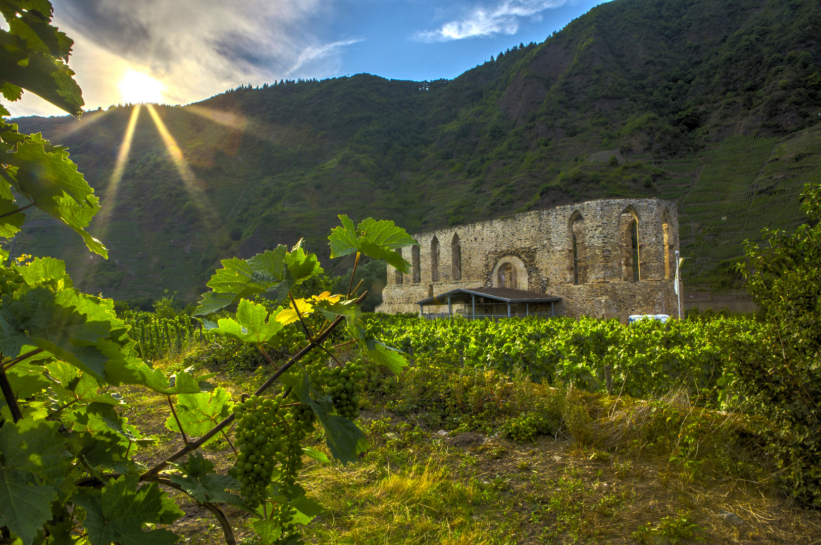 Sonnenuntergang am Kloster Stuben