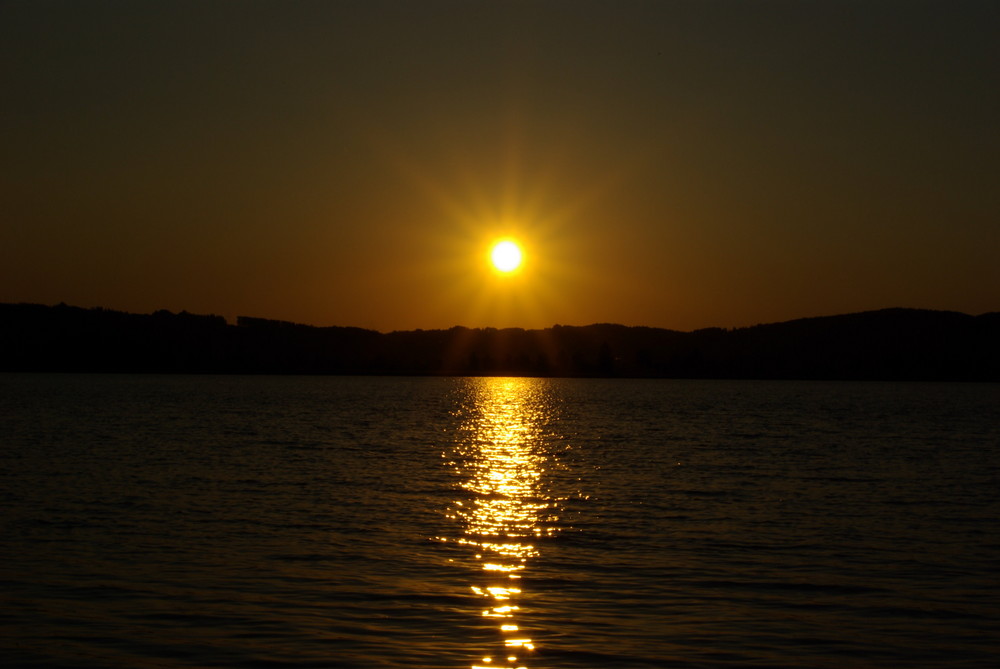 Sonnenuntergang am Kochelsee