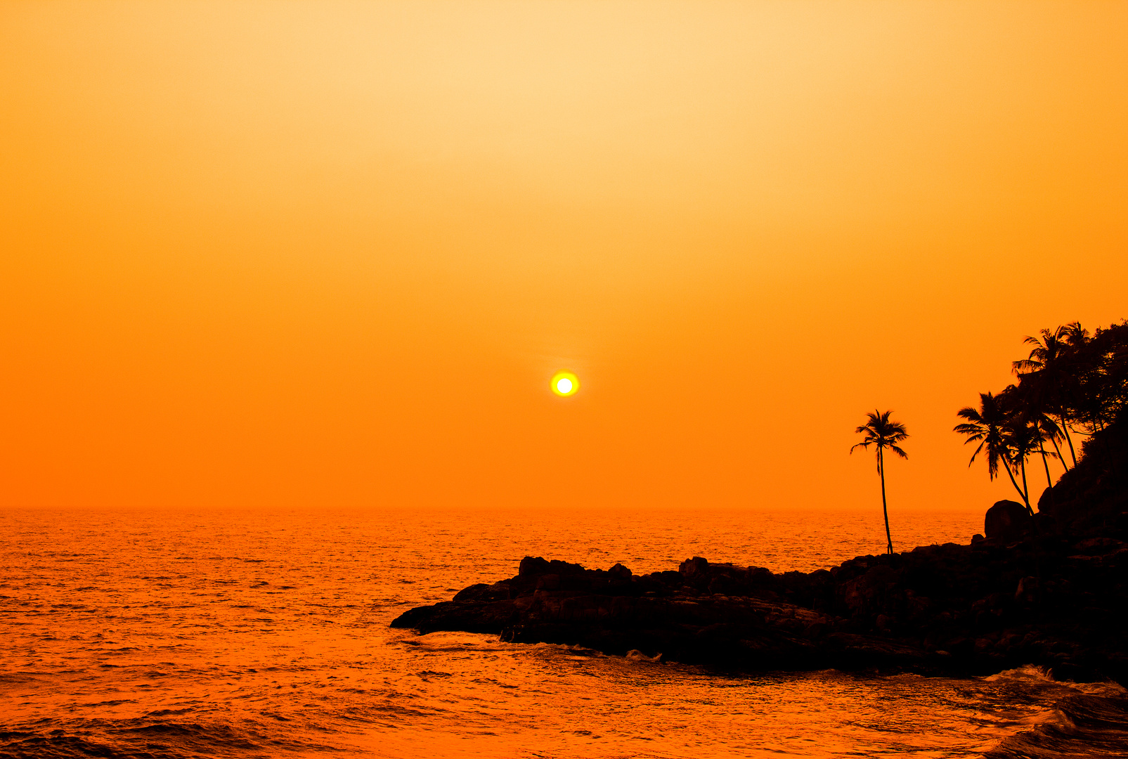 Sonnenuntergang am Kovalam Beach