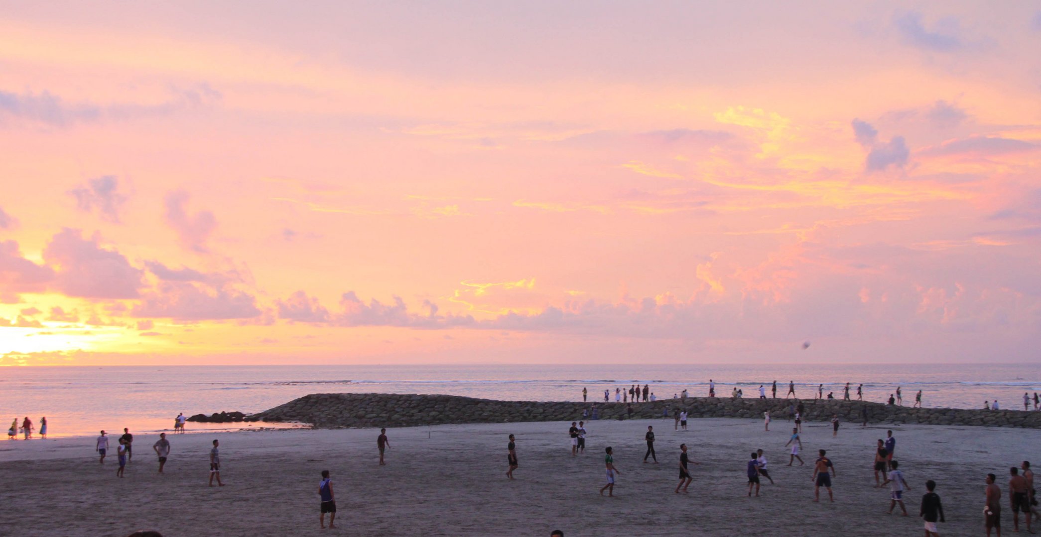 Sonnenuntergang am Kuta Beach