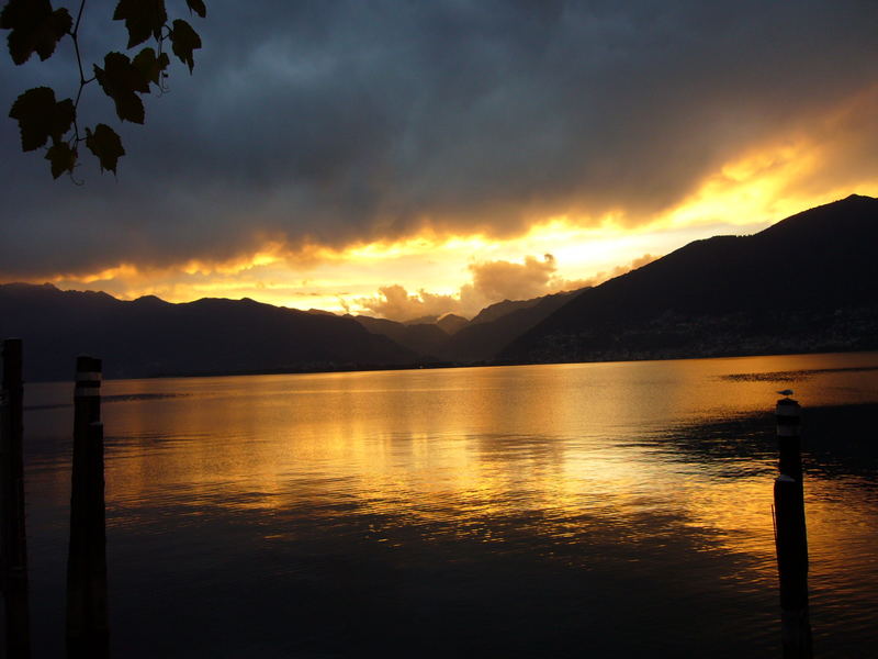 Sonnenuntergang am Lago Maggiore