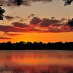 Sonnenuntergang am Lago Peten Itza