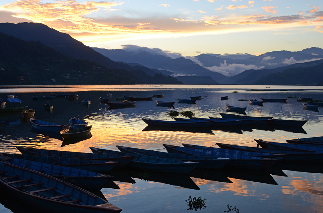 Sonnenuntergang am Lake Phewa