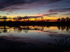 Sonnenuntergang am Langwieder See