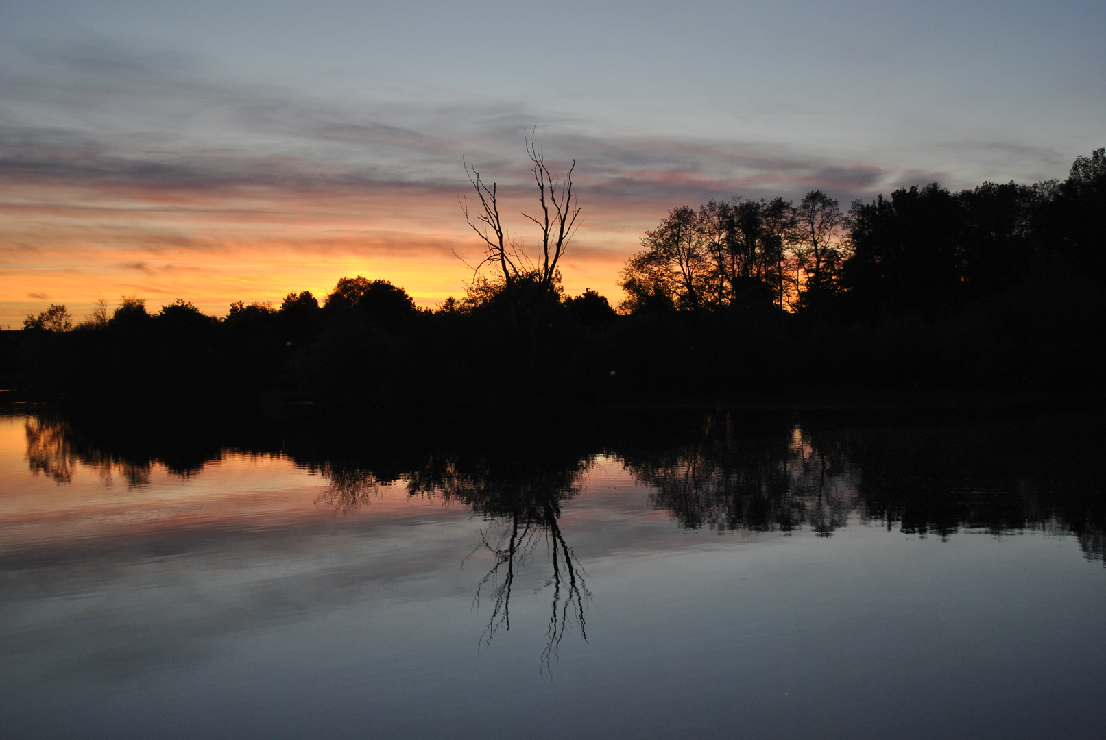 Sonnenuntergang am Lautersee bei Königsbrunn