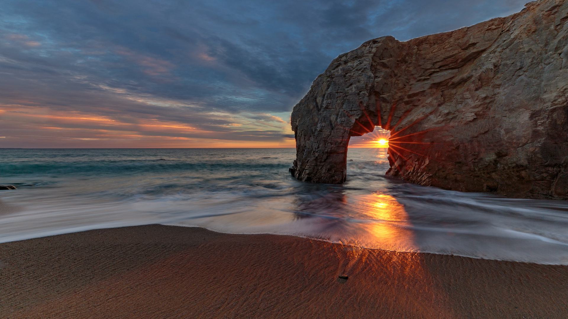 Sonnenuntergang am " Le Arch" Quiberon Sept. 2018