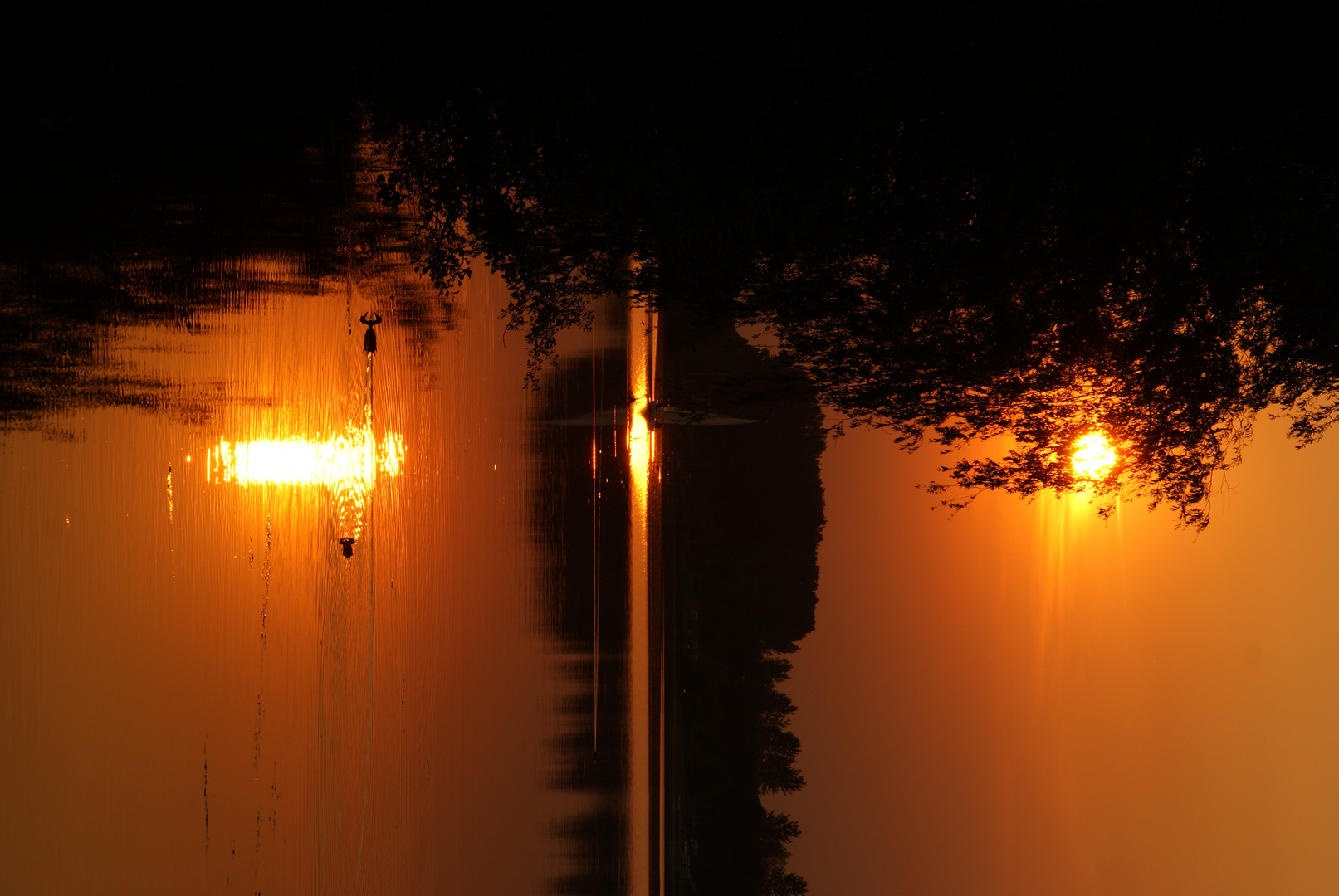 Sonnenuntergang am Lippesee im Herbst