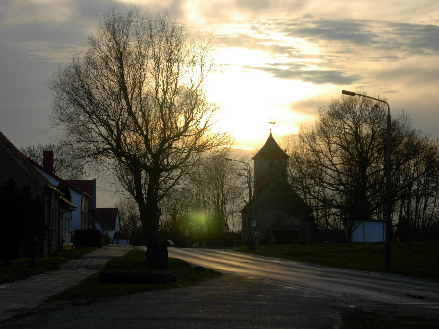 Sonnenuntergang am Märzenhimmel